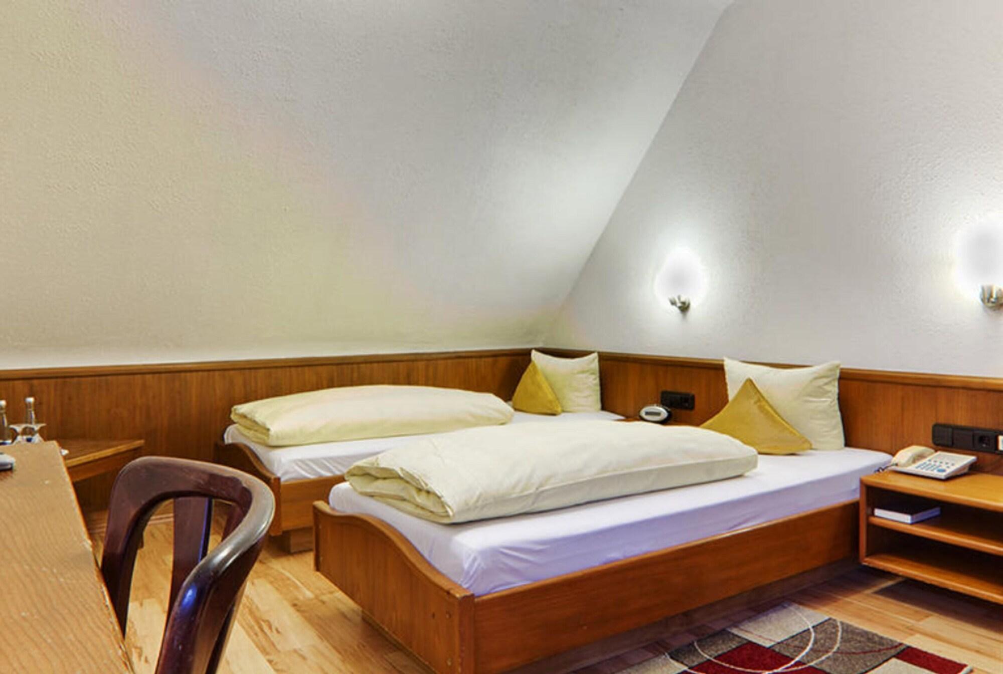 Hotel Lamm Remshalden Extérieur photo