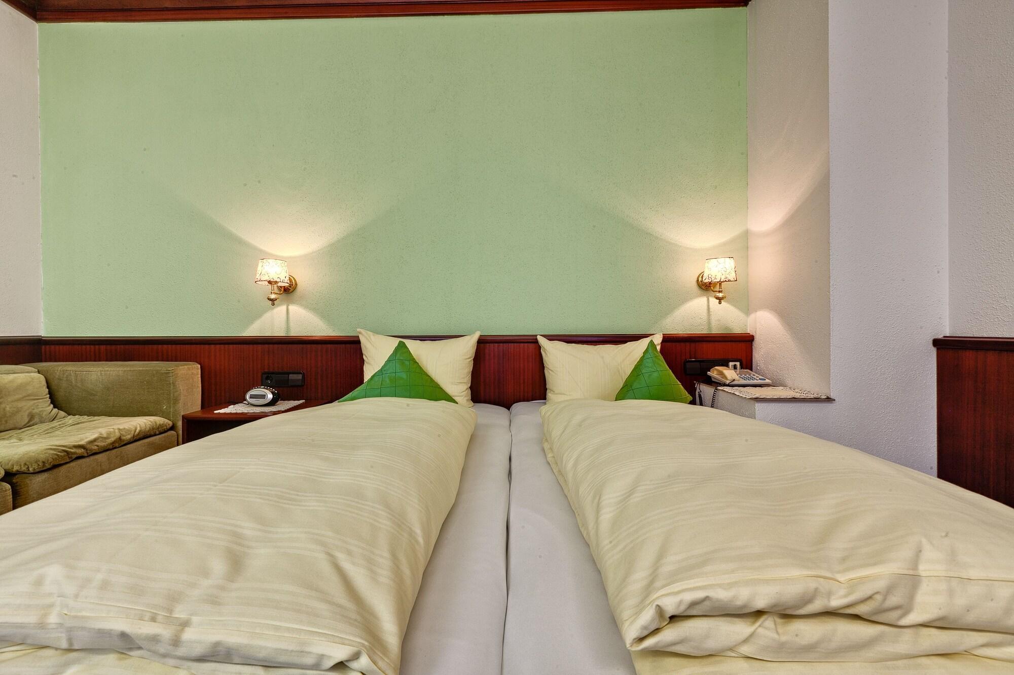 Hotel Lamm Remshalden Extérieur photo